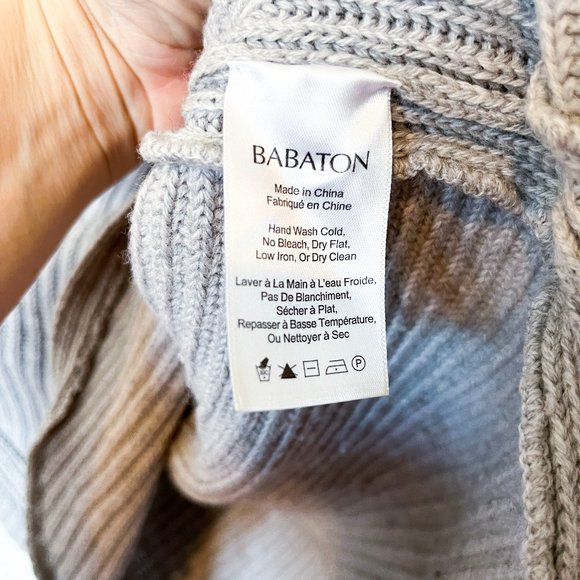 Babaton Grey V-Neck Merino Wool Sweater - Picture 4 of 5